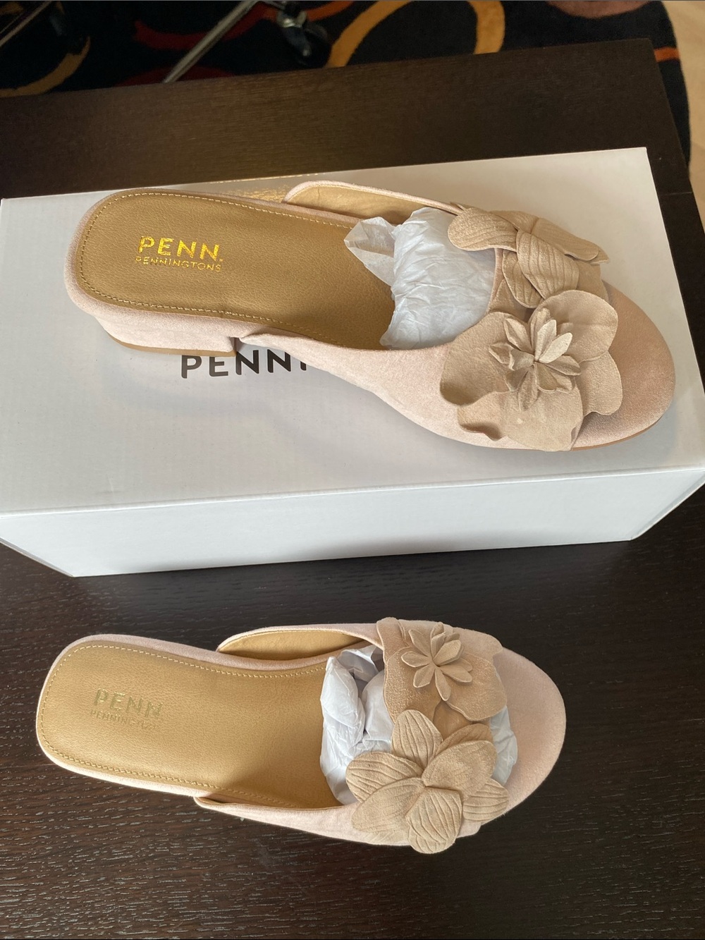 Penningtons beautiful light Blush Floral Slide Mules cushioned size 8 WW NWT